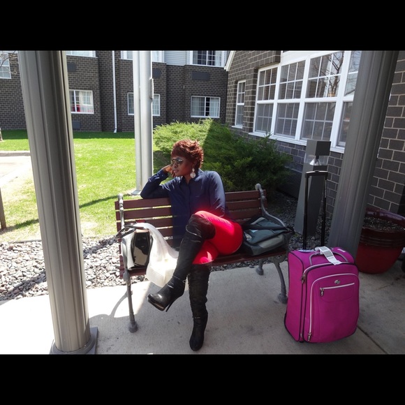 Meet your Posher, Nina - Picture 4 of 8